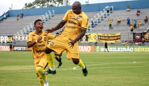 Reencontros: Amazonas volta ao Carlos Zamith e recebe o Brusque