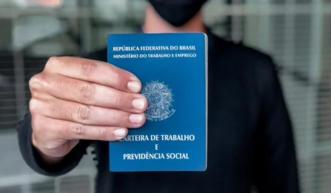 Setor de serviços impulsiona geração de empregos no Acre, revela Caged