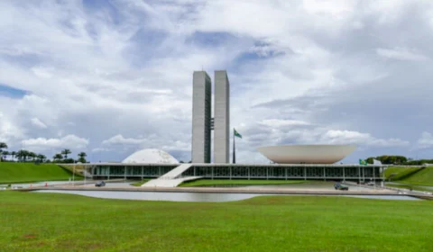 Deputados e senadores entram em ‘recesso’ de São João