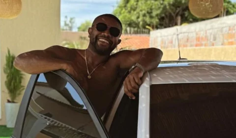 Davi está envolvido com a musa do Boi Garantido?