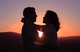 Esses são os 7 sinais que pessoas demonstram quando estão apaixonadas