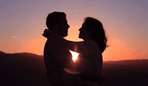 A paixão está no ar! Os sinais que alguém está apaixonado por você