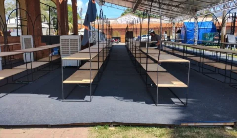 Festival de Parintins: Feira de Artesanato Indígena começa a ser montada