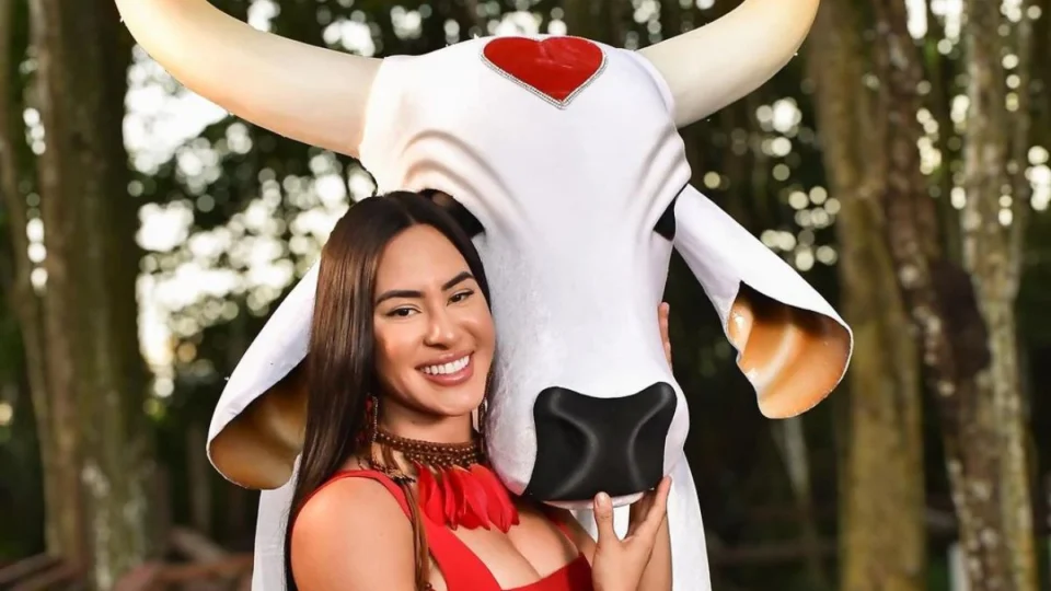 Festival de Parintins: conheça a ex-BBB, Cunhã-Poranga do Boi Garantido