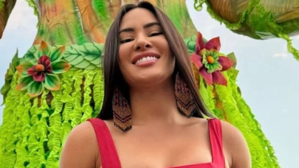 Isabelle reage à montagem feita dela com Matteus