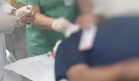 Motorista é esfaqueado em assalto a ônibus da linha 455 em Manaus