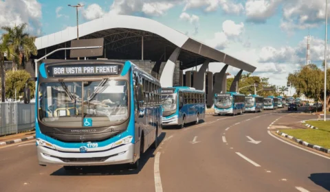 Boa Vista lança app de rastreamento de ônibus e novos veículos para a população