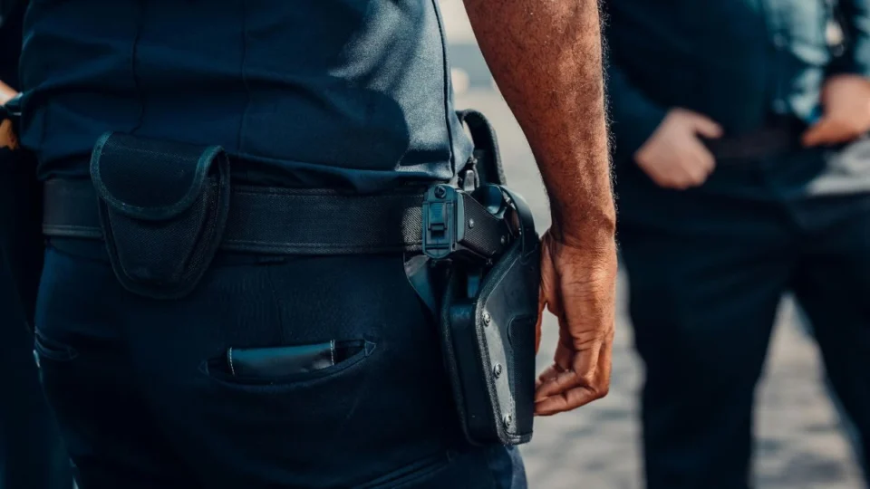 Deputado do AM cria PL que pune em até 15 anos agentes condenados por corrupção