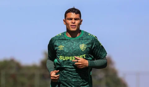 Fluminense: Thiago Silva participa de primeiro treino com o elenco