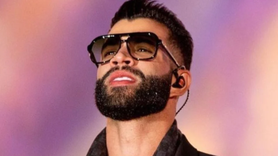 Gusttavo Lima dá fora em fã após ser pedido em casamento; veja vídeo