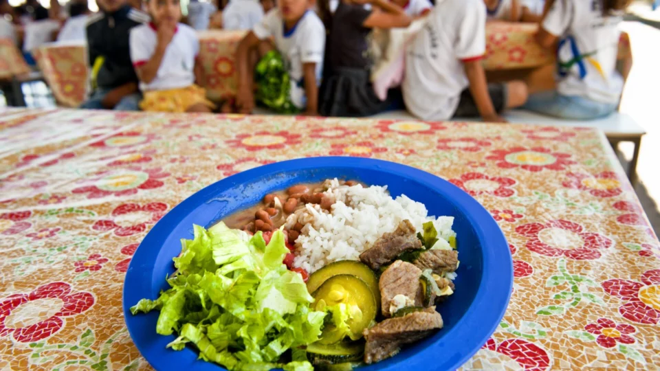 CGU aponta falha de governos anteriores com merenda escolar