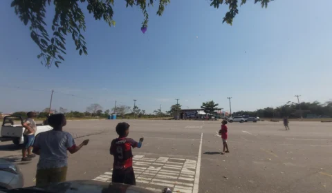 Festival de Pipas coloridas no Acre encanta comunidade e promove segurança