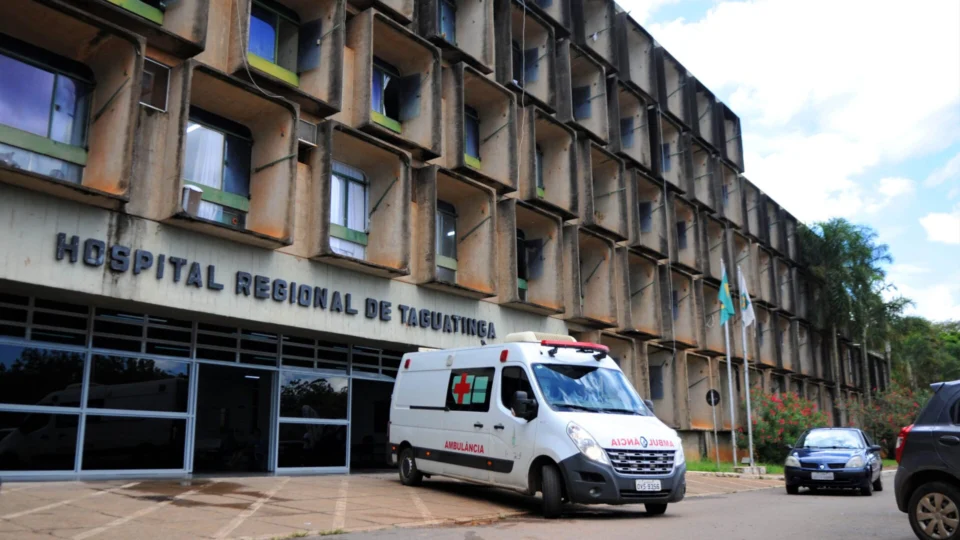 Vigilantes de hospitais públicos do DF entram em greve