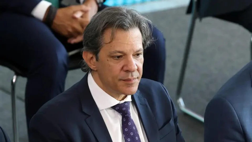 Lula quer incluir mais um ministério no corte de gastos, afirma Haddad