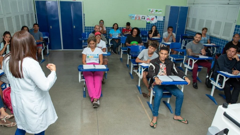 EJA: Prefeitura de Boa Vista oferta mais de 3 mil vagas; saiba mais