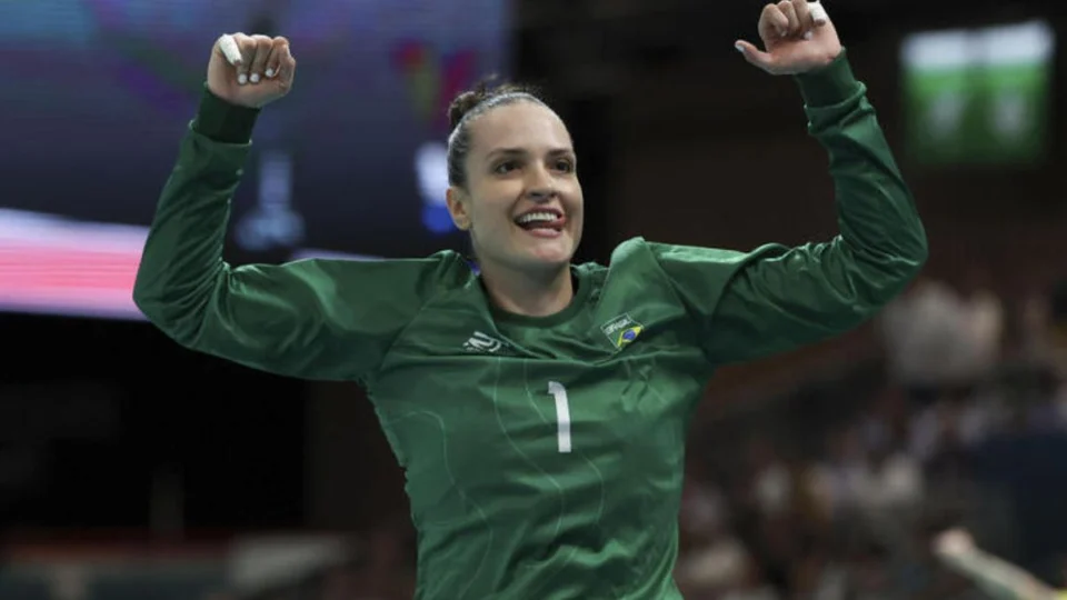 Olimpíadas 2024: goleira de handebol do Brasil gera memes; veja