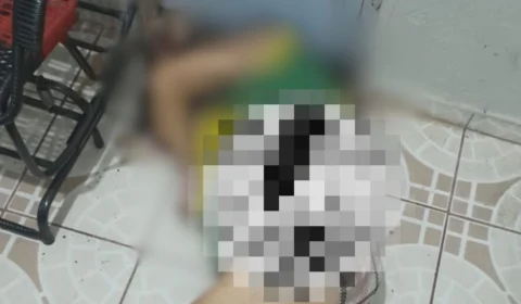 Idosa é encontrada morta com golpes de enxada dentro de casa em Manaus