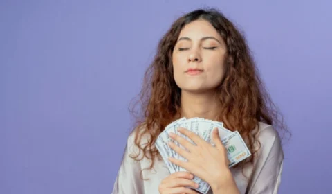 Mega Millions: sem vencedores, prêmio aumenta para R$ 1,8 bilhão