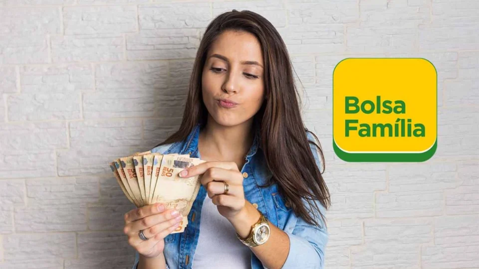 Metade dos brasileiros recebe benefícios do governo; diz pesquisa