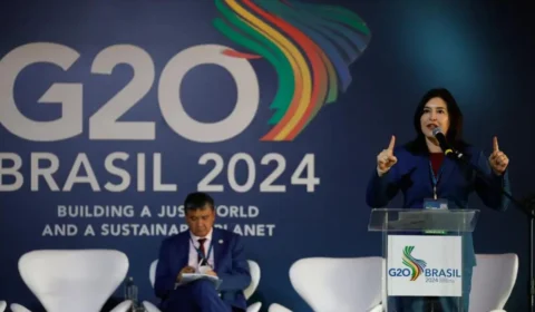 Ministra defende programas sociais e questiona gastos tributários