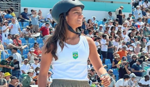 Skatista Rayssa Leal se torna tricampeã mundial após vitória no Super Crown