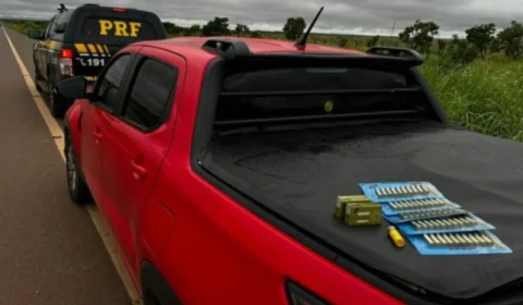 PRF prende três pessoas com 151 munições na BR-174 em Boa Vista