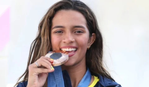 Olimpíadas 2024: Rayssa Leal manda recado religioso em libras