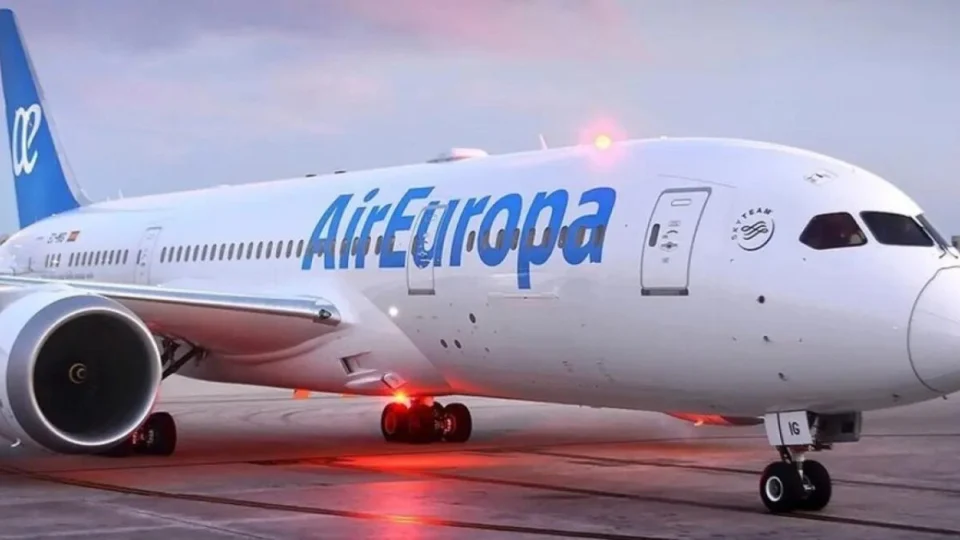 Turbulência deixa pelo menos 30 feridos em voo entre Espanha e Uruguai