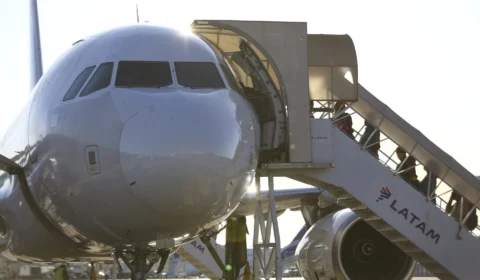 Voa Brasil: Há limite de renda para ser contemplado?