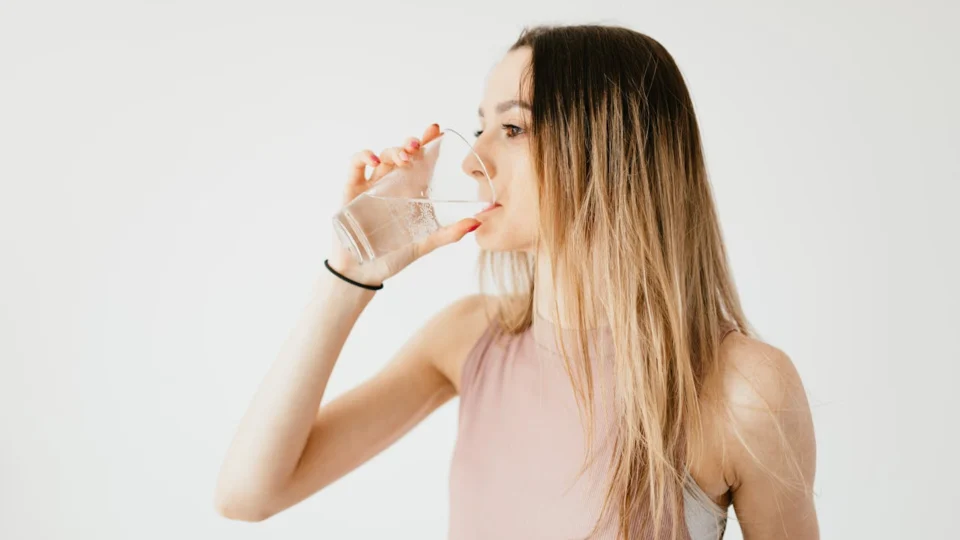 Tempo seco: saiba qual quantidade ideal de água você deve beber