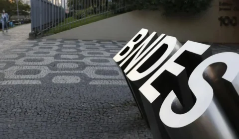 Concurso BNDES: edital é lançado com salário de R$20 mil; veja