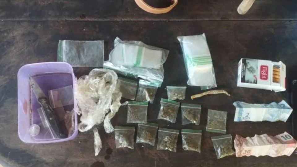 Adolescente que vendia drogas por delivery é apreendido em Ariquemes-RO