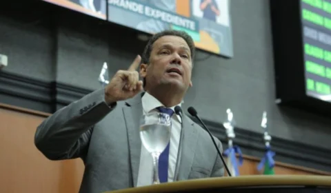 Deputado Jorge Everton diz que impeachment de Denarium é combate ao fascismo