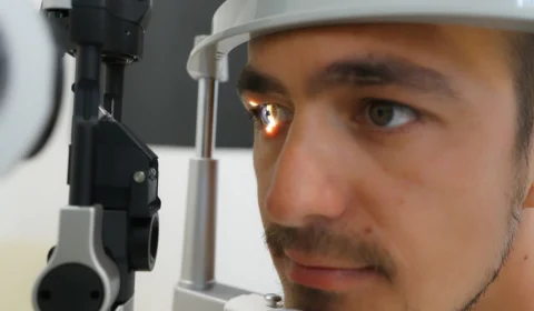 CBO alerta para procedimentos estéticos e riscos para os olhos