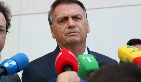 Bolsonaro critica a imprensa em evento conservador