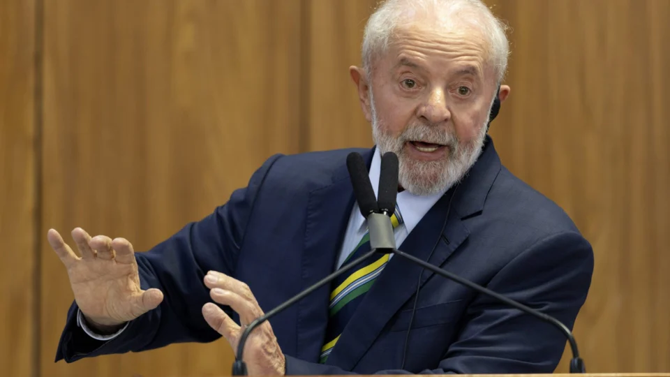 Eleições na França: ‘se uniram contra o extremismo’, diz Lula