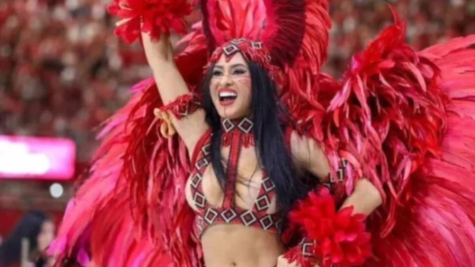 Festival de Parintins: veja como foram as 3 transformações de Isabelle