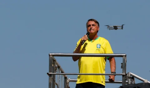 Bolsonaro fala sobre correção em relatório da PF