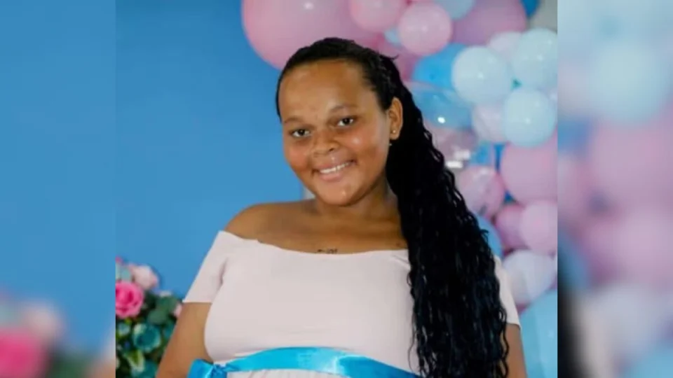 Jovem é assassinada a facadas pelo namorado em Alvorada