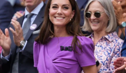 Por que Kate Middleton usou roxo durante aparição em torneio de tênis?