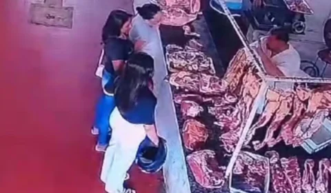 VÍDEO: madrasta esfaqueia adolescente após audiência no Ceará