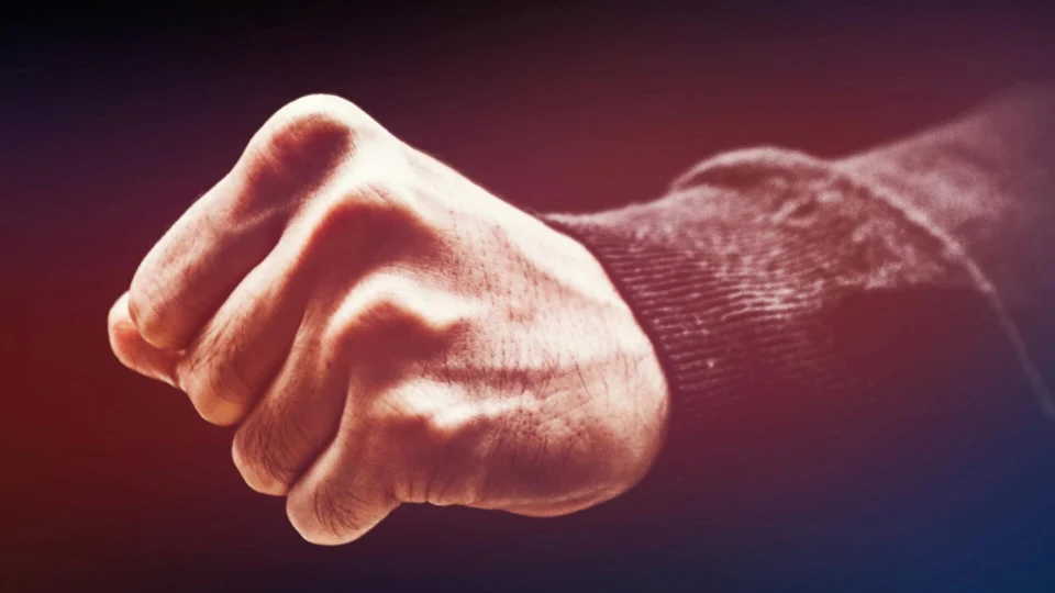 Motorista é agredida após acidente entre carro e bicicleta em Boa Vista