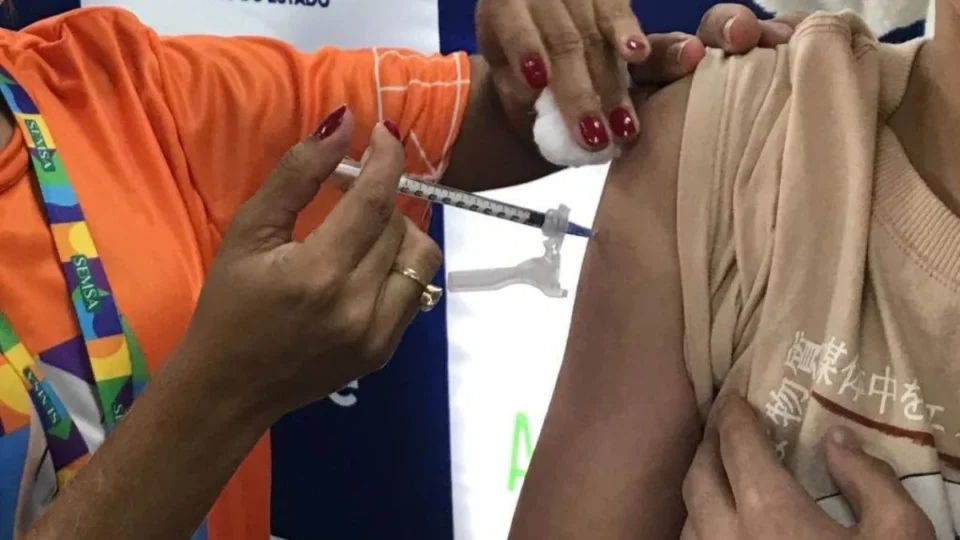 Vacina contra HPV está disponível para pessoas com papilomatose; confira