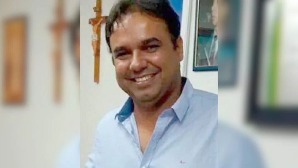 Prefeito de Ipueiras perde cargo por desvio de verbas