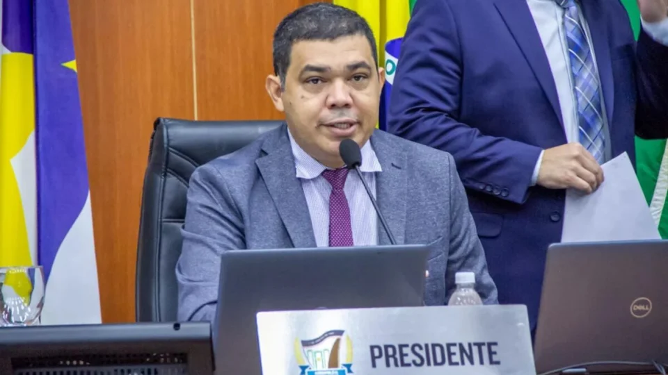 ALE-RR aceita pedido de impeachment contra governador Antonio Denarium