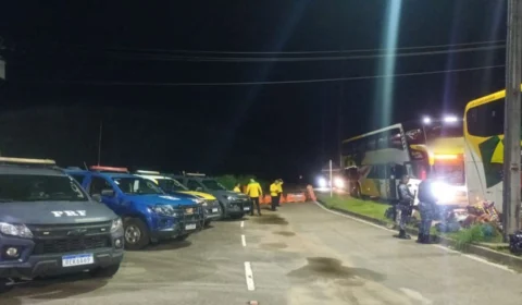 PRF detém imigrantes ilegais em ações nas BRs 210 e 174, em Roraima