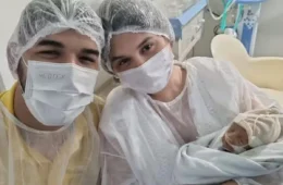 Zé Vaqueiro recebe carinho de cantores após morte do filho de 11 meses