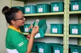 Falta de piso salarial: farmacêuticos de Brasília reclamam de salários inferiores a R$ 1,5 mil