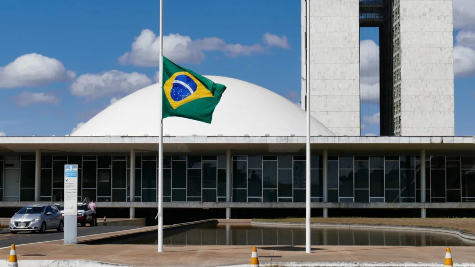 Como funciona o Acredita, programa de crédito para MEIs aprovado pelo Senado