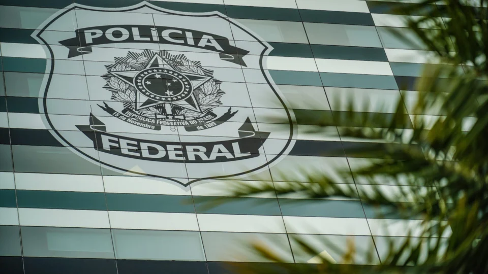 Abin paralela: PF considera ‘esclarecedor’ depoimento de Barros Neto
